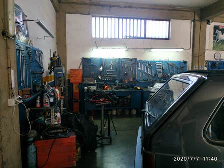 ADRANO: CHIUSA UN’OFFICINA ABUSIVA E SEQUESTRATA ANCHE L’AUTOVETTURA TROVATA IN RIPARAZIONE