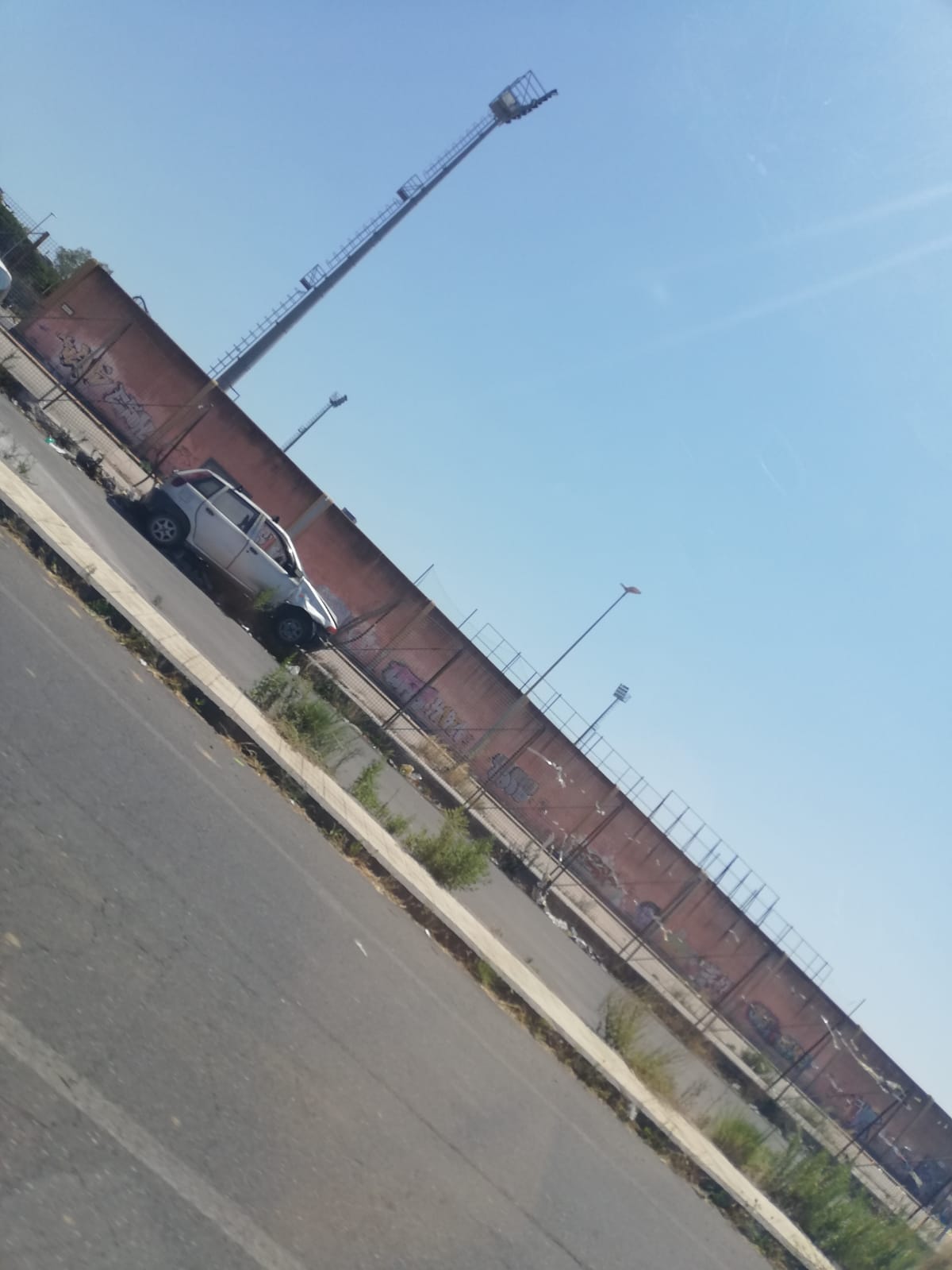 PATERNO': INCIDENTE NEI PRESSI DELLO STADIO QUESTA MATTINA