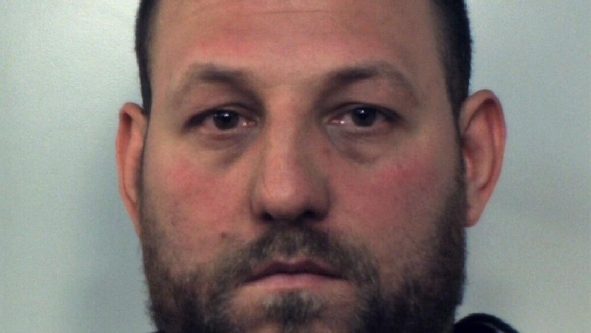 BRONTE:  VA VIA DA CASA PER DISSIDI CON I GENITORI  MA ERA AI DOMICILIARI. ARRESTATO - 