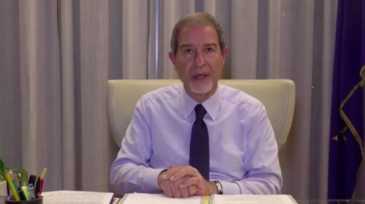 MUSUMECI FIRMA NUOVA ORDINANZA: VIETATI GLI EVENTI AL CHIUSO E OBBLIGO MASCHERINA - 