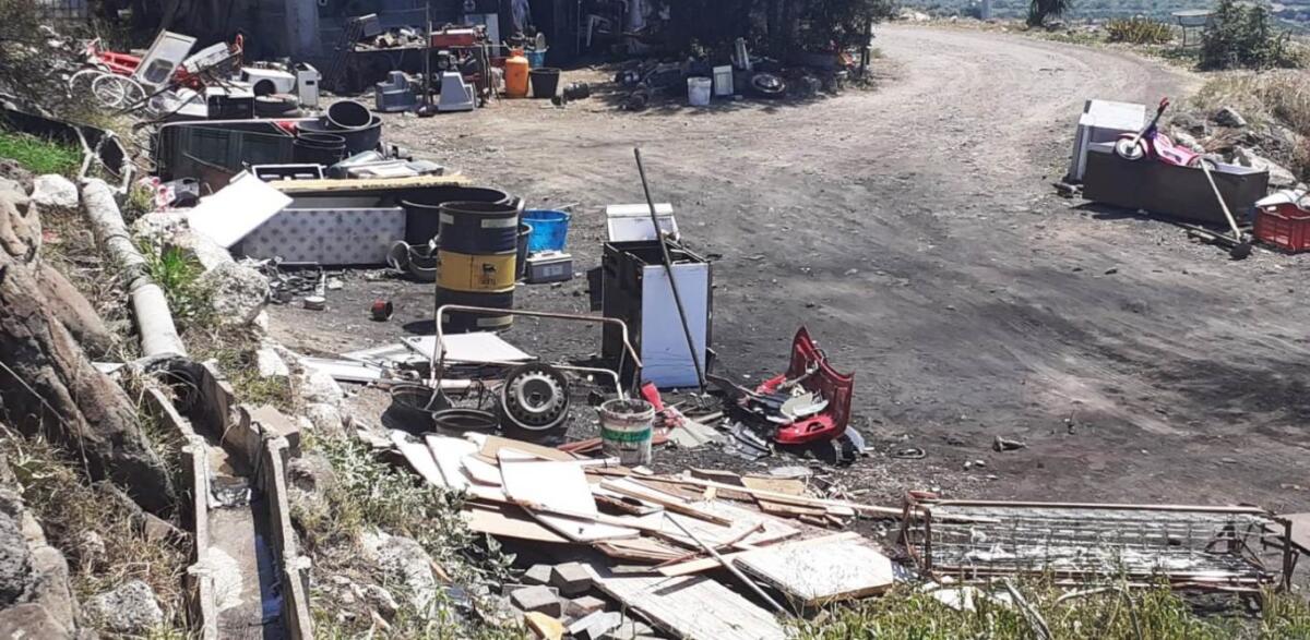 BIANCAVILLA:APPICCAVA ROGHI PER LA DISTRUZIONE DI RIFIUTI SPECIALI, ARRESTATO - 