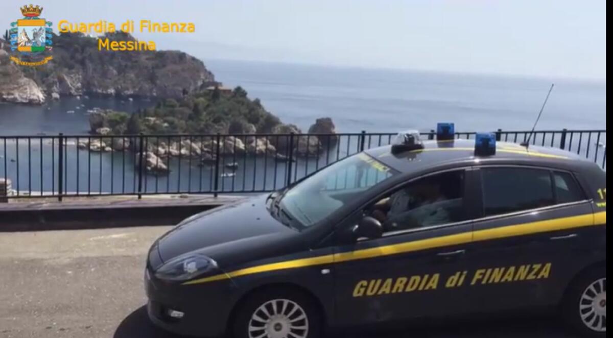 17 STRUTTURE ALBERGHIERE DI TAORMINA NON VERSAVANO AL COMUNE LA TASSA DI SOGGIORNO: SEQUESTRO PER MEZZO MILIONE DI EURO - 