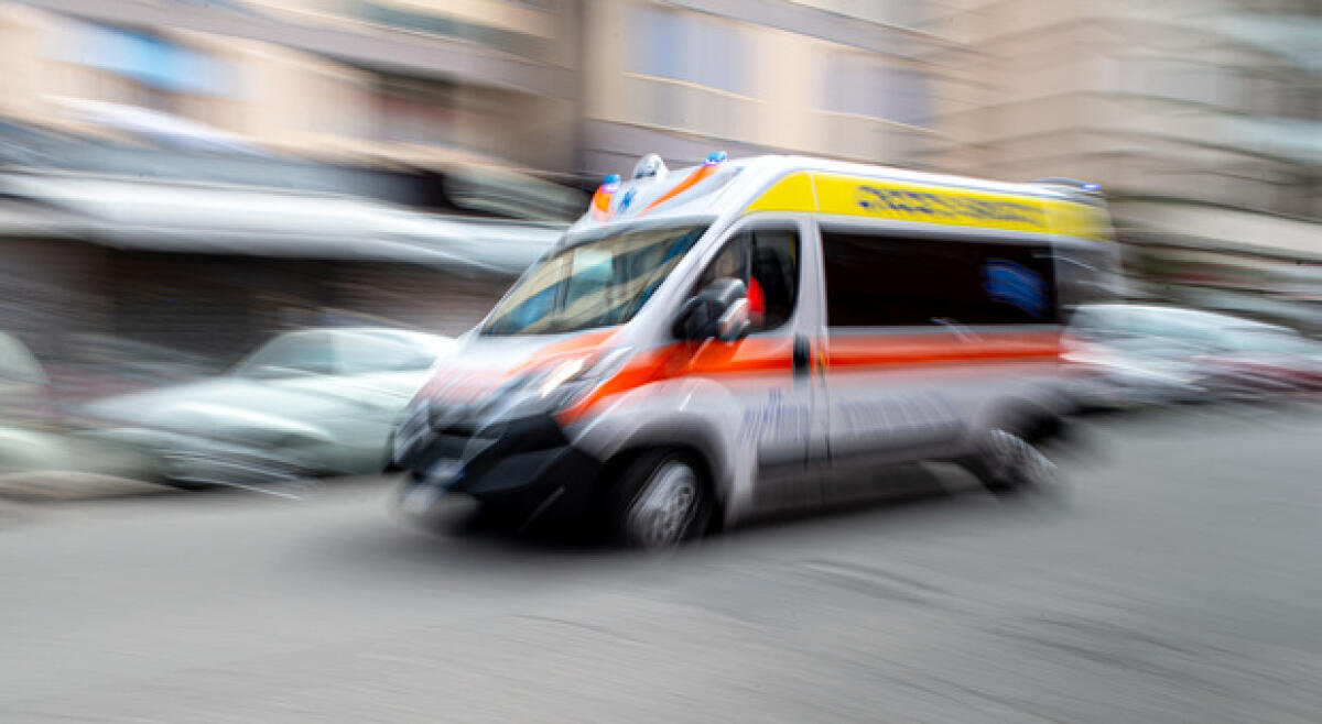 CREMA. DONNA SI DÀ FUOCO E MUORE. IL SINDACO: "I PASSANTI FANNO VIDEO INVECE DI AIUTARLA" - 