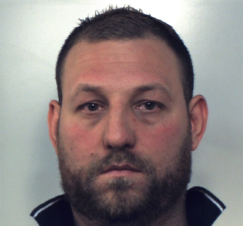 BRONTE:  VA VIA DA CASA PER DISSIDI CON I GENITORI  MA ERA AI DOMICILIARI. ARRESTATO