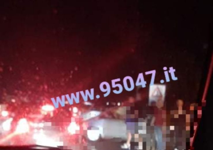 GRAVE INCIDENTE SULLA SS121 TRA I FERITI DUE BAMBINI E UNA DONNA INCINTA