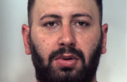 PALAGONIA: EVADE PERCHÉ IL SEGNALE IN CASA NON GLI PERMETTEVA DI TELEFONARE