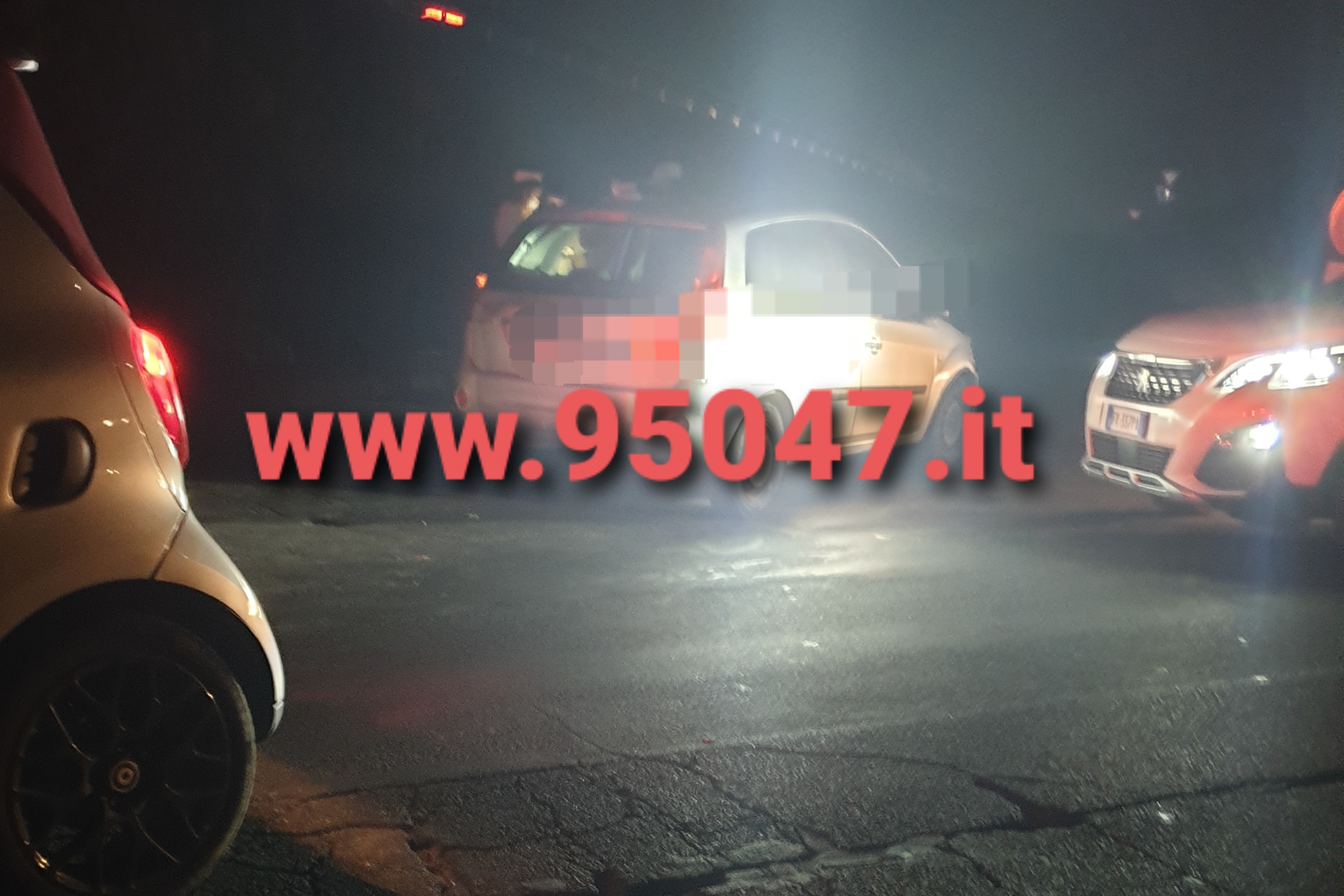 INCIDENTE NEI PRESSI DI ETNAPOLIS, FERITI DUE RAGAZZI