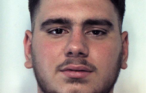 CATANIA. DUE GIOVANI LADRI INSEGUITI E ARRESTATI UNO HA SOLO 14 ANNI