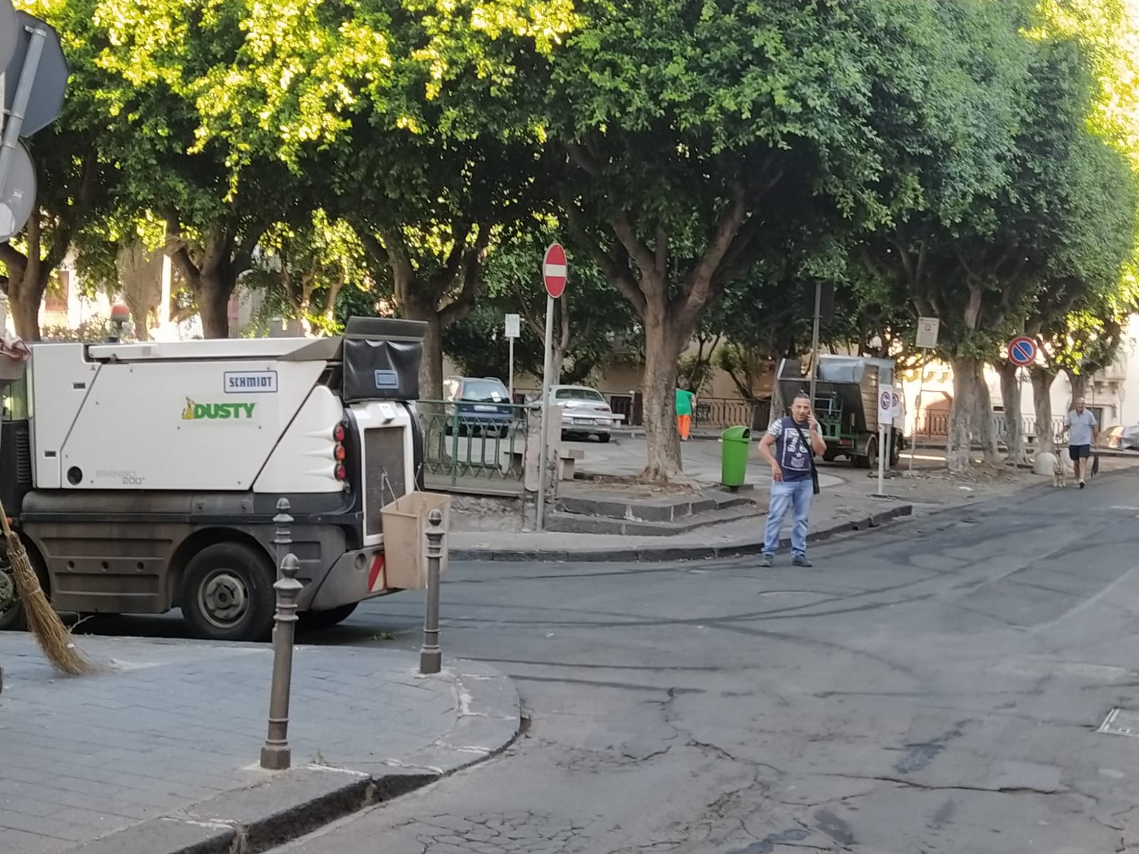 PATERNO’. PULIZIA STRADE, DIVIETI IGNORATI: VENTI MULTE E CINQUE RIMOZIONI