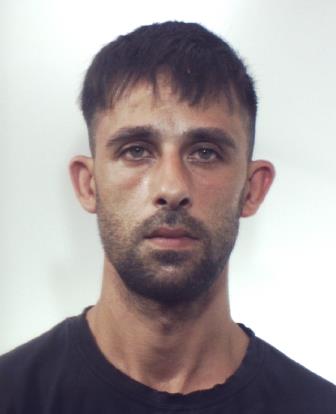 BELPASSO: ERANO SPECIALIZZATI NEL “CANNIBALIZZARE” LE AUTO PER ALIMENTARE IL MERCATO DEI RICAMBI: 4 ARRESTI ED UN MINORE DENUNCIATO