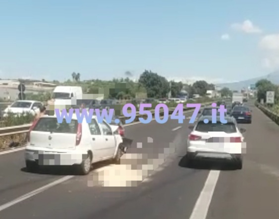 DOPPIO INCIDENTE SULLA TANGENZIALE DI CATANIA, DISAGI AL TRAFFICO