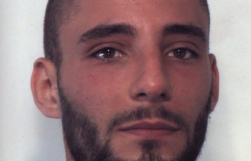 Catania. 23 enne di Bronte, non si ferma all’alt: inseguito ed arrestato    