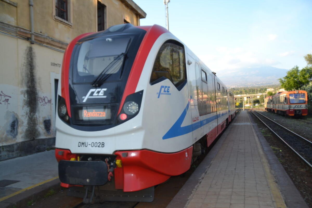 FCE: TAGLI ALLE TRATTE E NUOVE TARIFFE, PER I PENDOLARI DEL TERRITORIO SCELTE INSOSTENIBILI - 