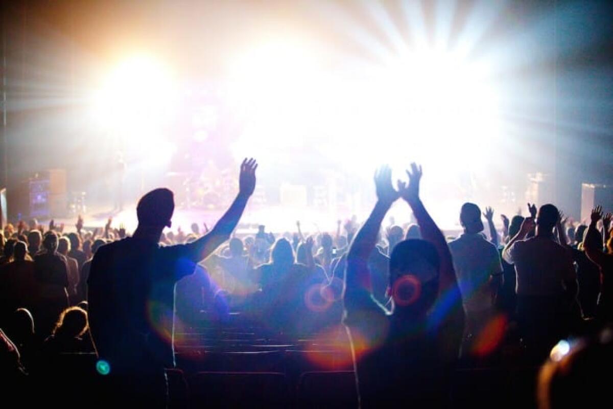 CATANIA: CONCERTO NEO MELODICO SENZA AUTORIZZAZIONE: DENUNCIATO  L’ORGANIZZATORE - 