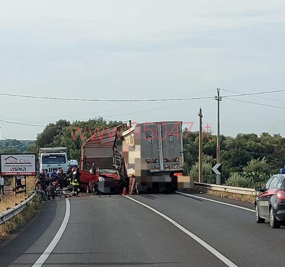 SCONTRO TRA DUE MEZZI SULLA SS284 NEI PRESSI DI SCALILLI - UN FERITO GRAVISSIMO - 