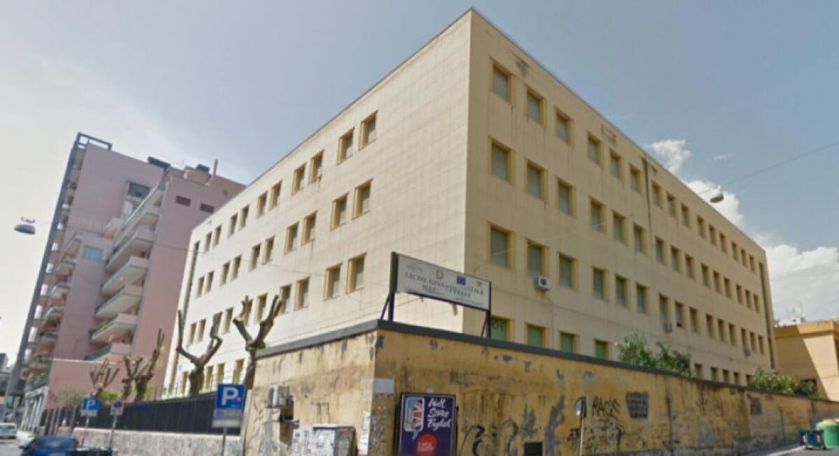 POSITIVO AL LICEO CUTELLI DI CATANIA , CLASSE IN QUARANTENA - 