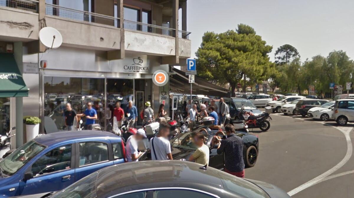 CHIUSO IL BAR EPOCA A CATANIA, LA COMUNICAZIONE DEL LOCALE - 