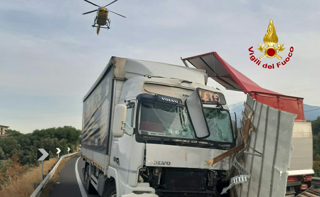 SCONTRO SULLA SS284 A SCALILLI, MUORE 35 ENNE DI ADRANO