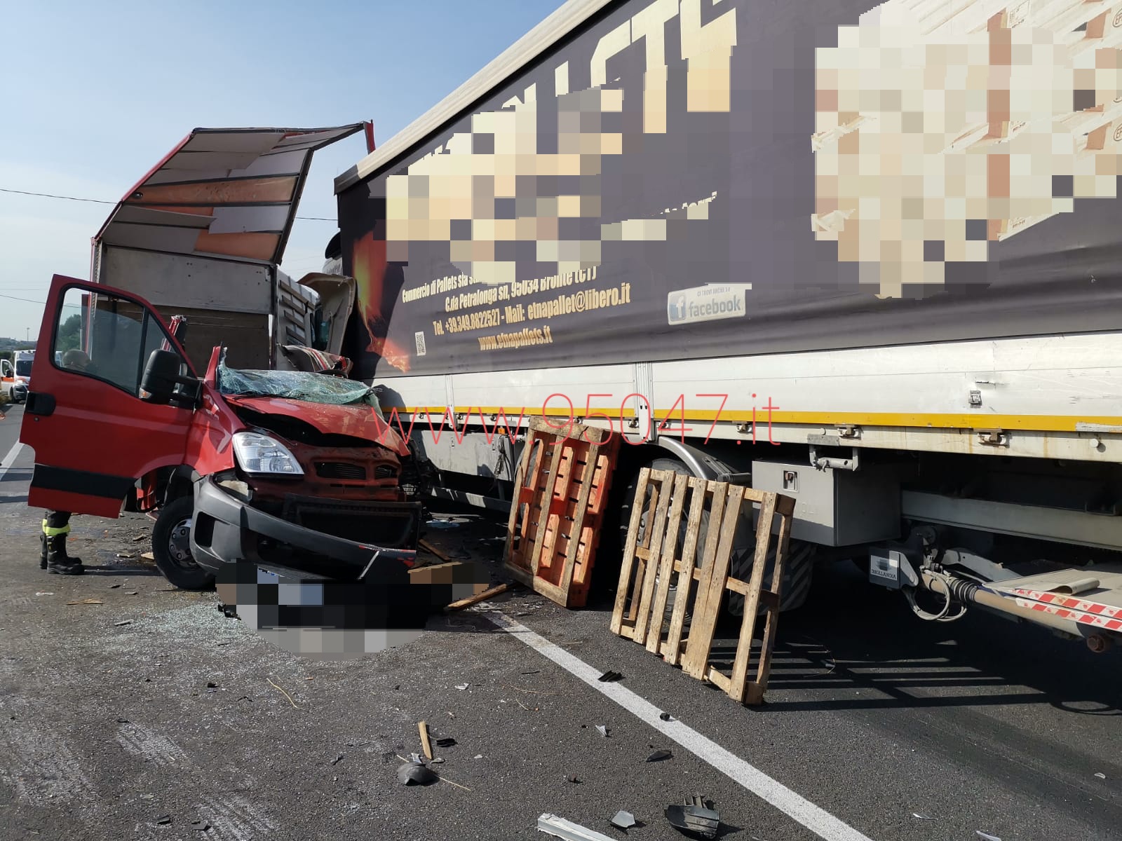 SCONTRO SULLA SS284 A SCALILLI, MUORE 35 ENNE DI ADRANO