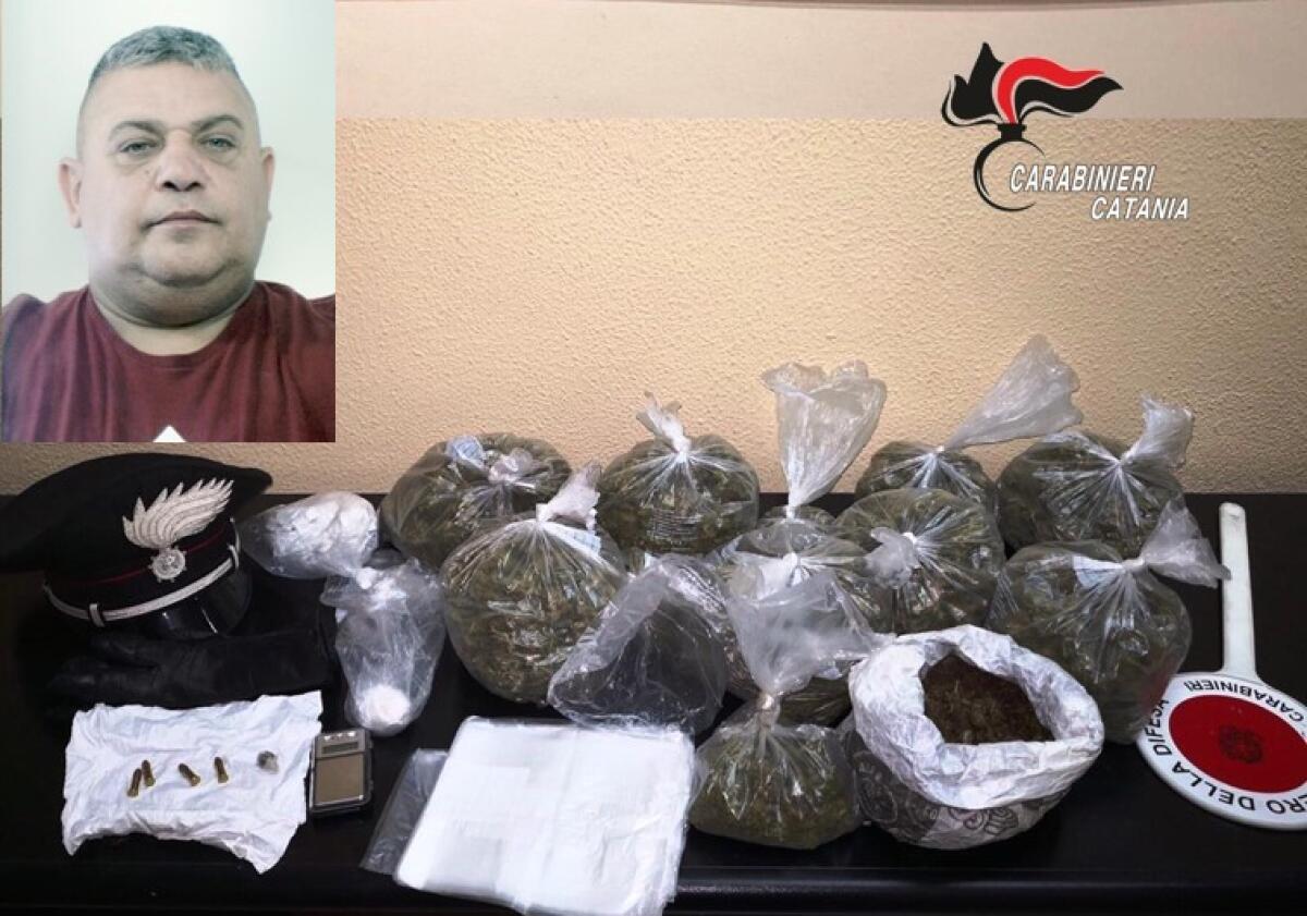 GIARRE. ALL’INTERNO DEL VANO CONTATORE NASCONDEVA DROGA E MUNIZIONI: ARRESTATO - 