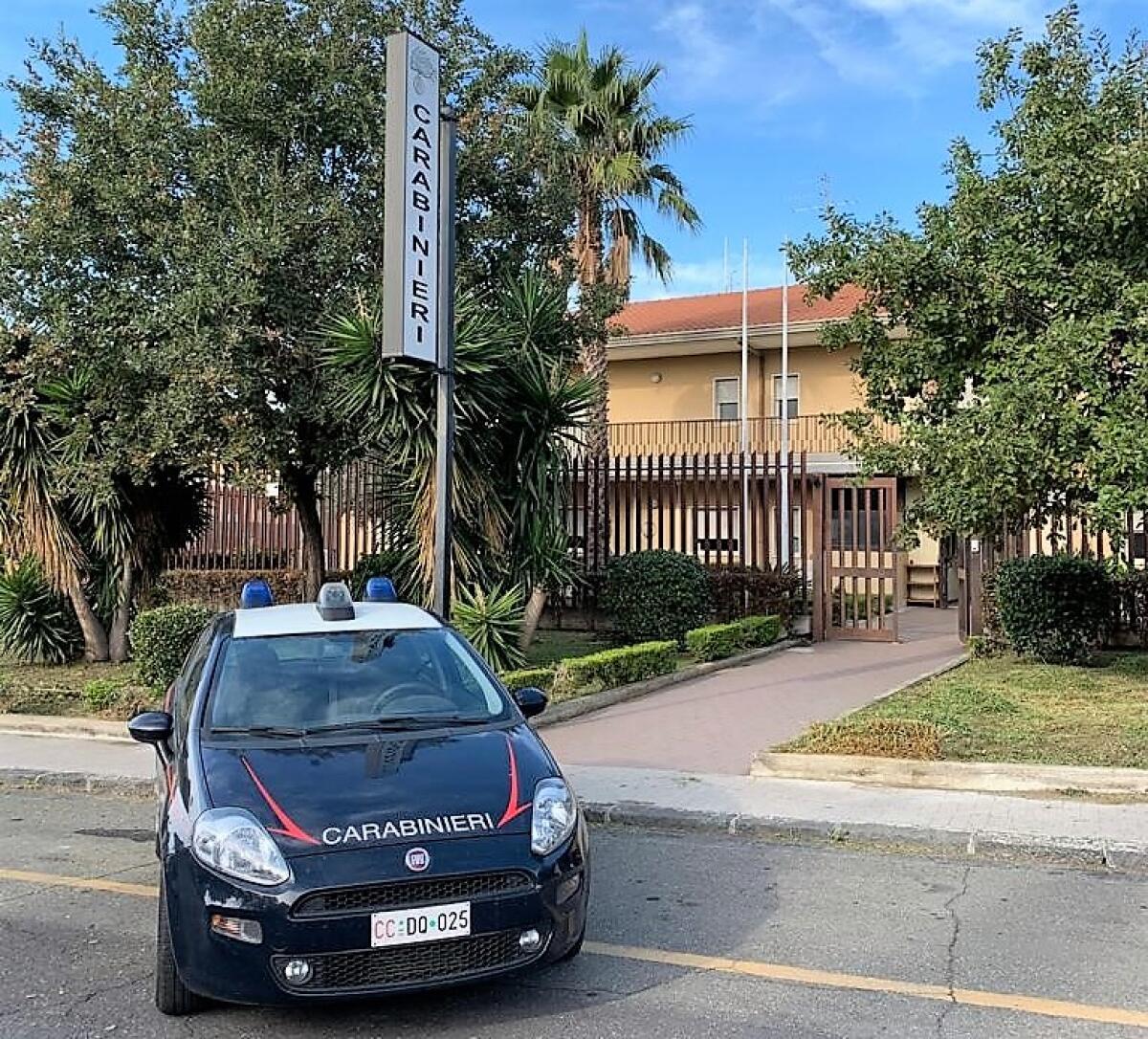 CATANIA: ARRESTATO MENTRE INSEGUE LA EX MOGLIE, IL BRACCIALETTO ELETTRONICO NE SEGNALA LA POSIZIONE - 