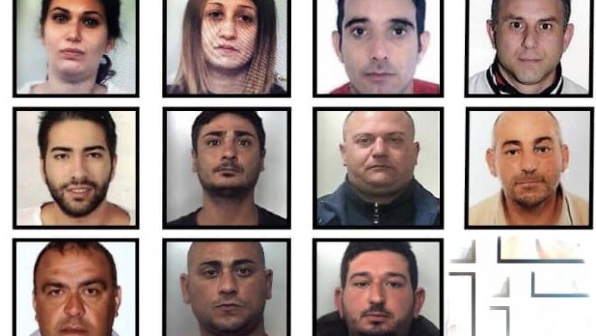 SPACCIAVANO DROGA NEI PAESI ETNEI: QUATTRO ARRESTI E DICIOTTO INDAGATI - 