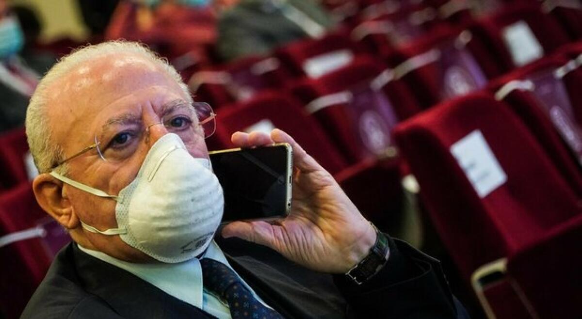 LA REGIONE CAMPANIA CHIUDE LE SCUOLE FINO AL 30 OTTOBRE - 