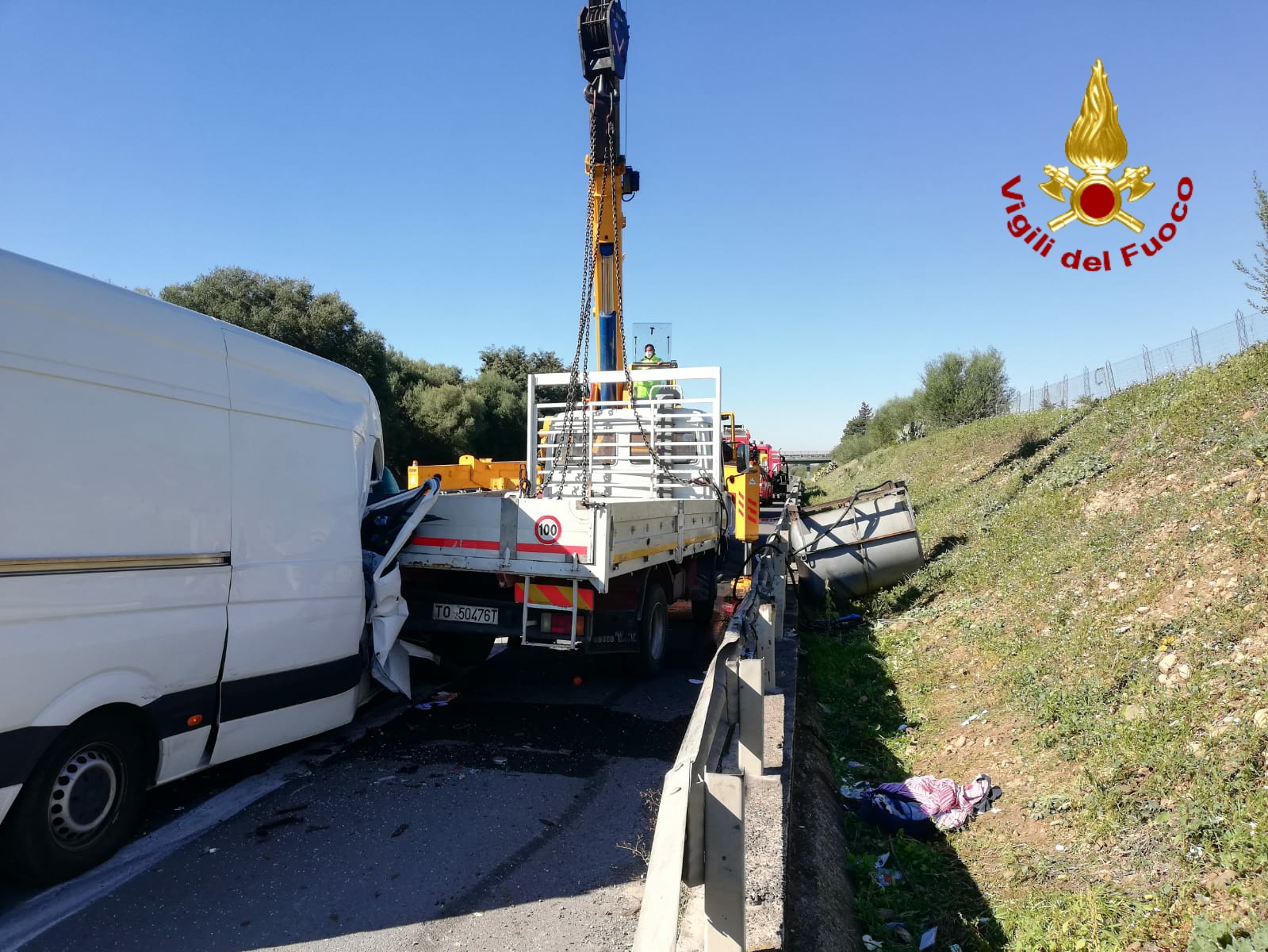 GRAVE INCIDENTE SULL'A19, 50ENNE PATERNESE IN PROGNOSI RISERVATA