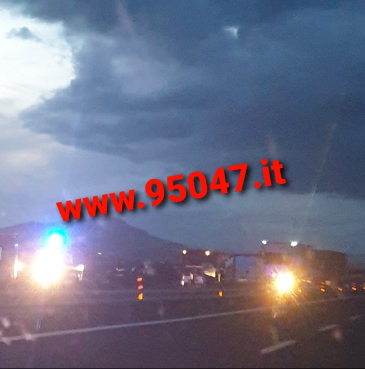 GRAVISSIMO INCIDENTE SULL'A19 A SFERRO, UN MORTO E DUE FERITI