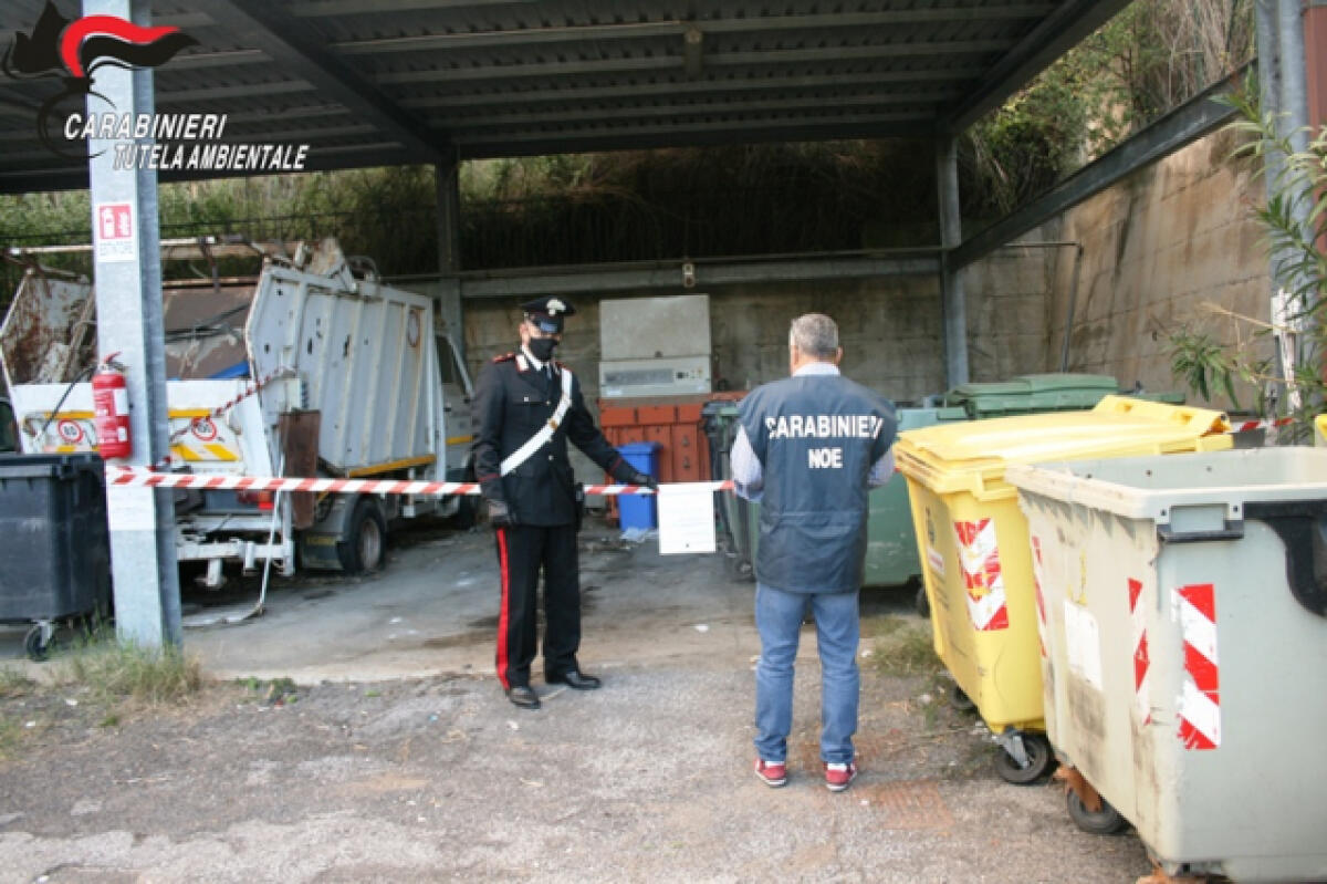 MESSINA: SEQUESTRATI 13 CASSONETTI CONTENENTI RIFIUTI INDIFFERENZIATI PROVENIENTI DALLA RACCOLTA DELL’EMERGENZA COVID 19, DUE DENUNCE - 