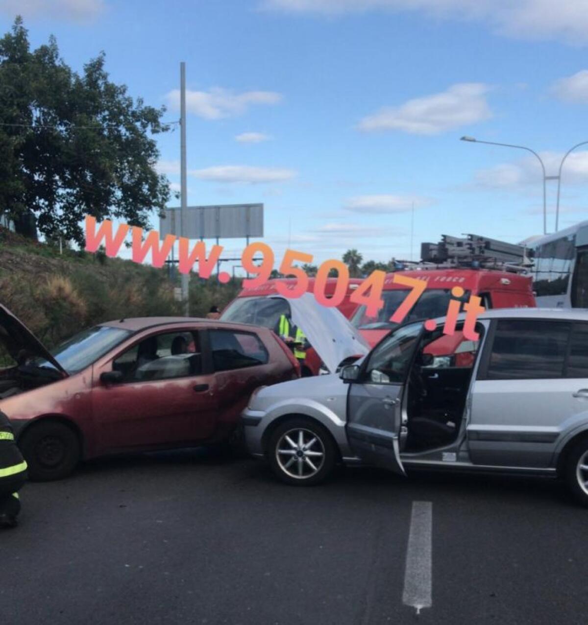 INCIDENTE SULLA CIRCONVALLAZIONE DI CATANIA,  TRAFFICO IN TILT - 