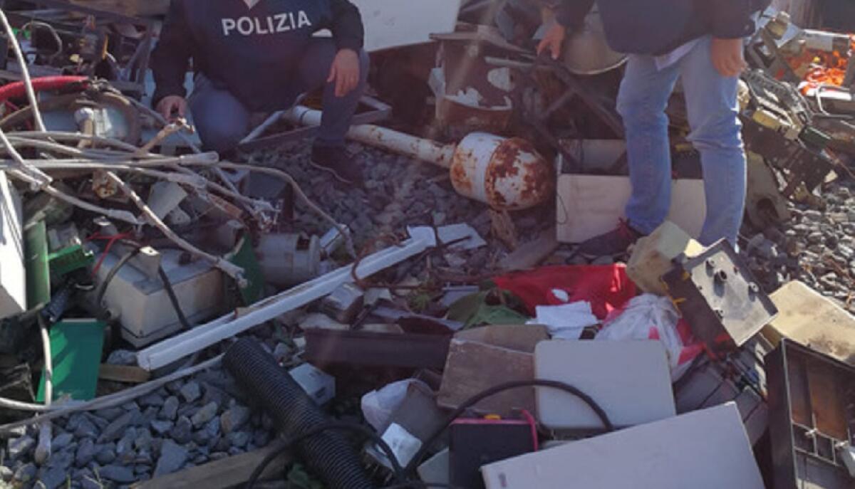 IN SICILIA OPERAZIONE “ORO ROSSO”: 160 PERSONE CONTROLLATE E 2 DENUNCIATI DALLA POLIZIA - 