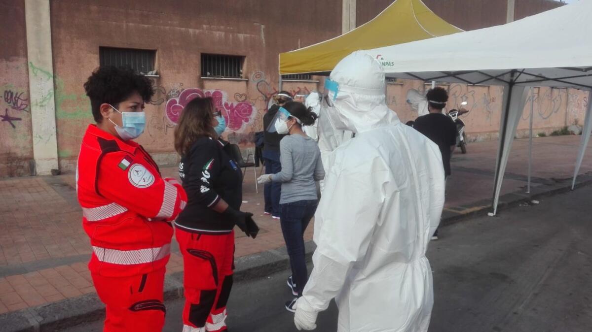 PATERNO'. AL VIA DOMANI FINO A LUNEDI I  TAMPONI ANTI COVID PER LE SCUOLE MEDIE - 