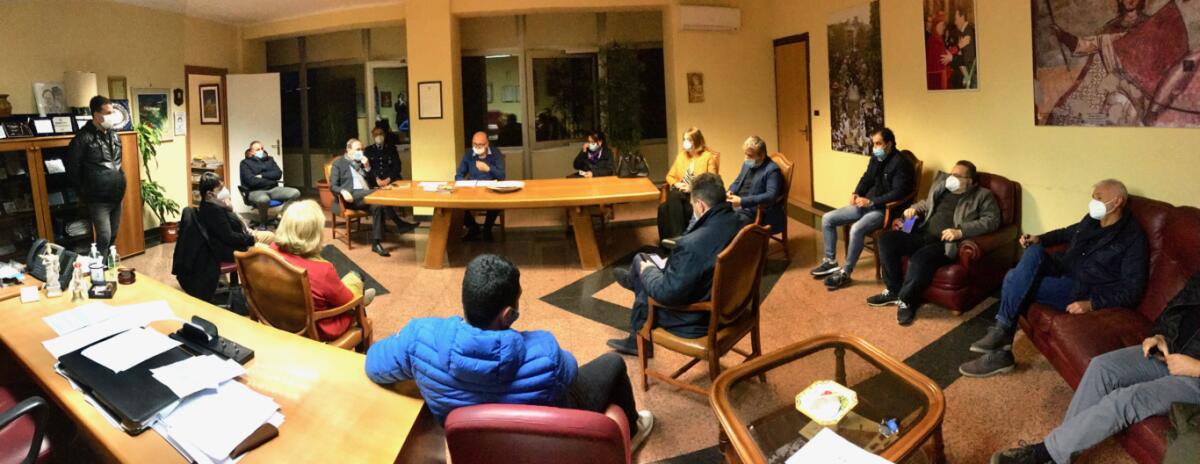 PATERNO' SCUOLE: PER ORA SANIFICAZIONE RINVIATA APERTURA - 