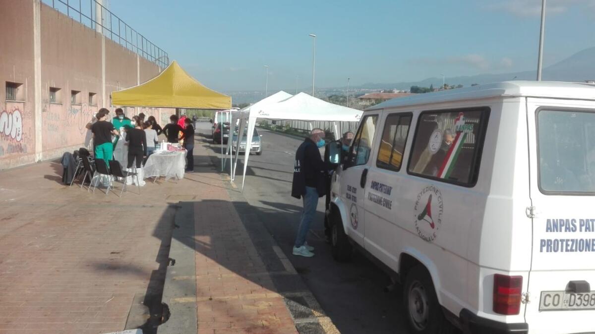 PATERNO'. CONCLUSA SCREENING COVID DEDICATO ALLE SCUOLE MEDIE. LA PERCENTUALE POSITIVI-TAMPONI EFFETTUATI È DEL 4,30% - 