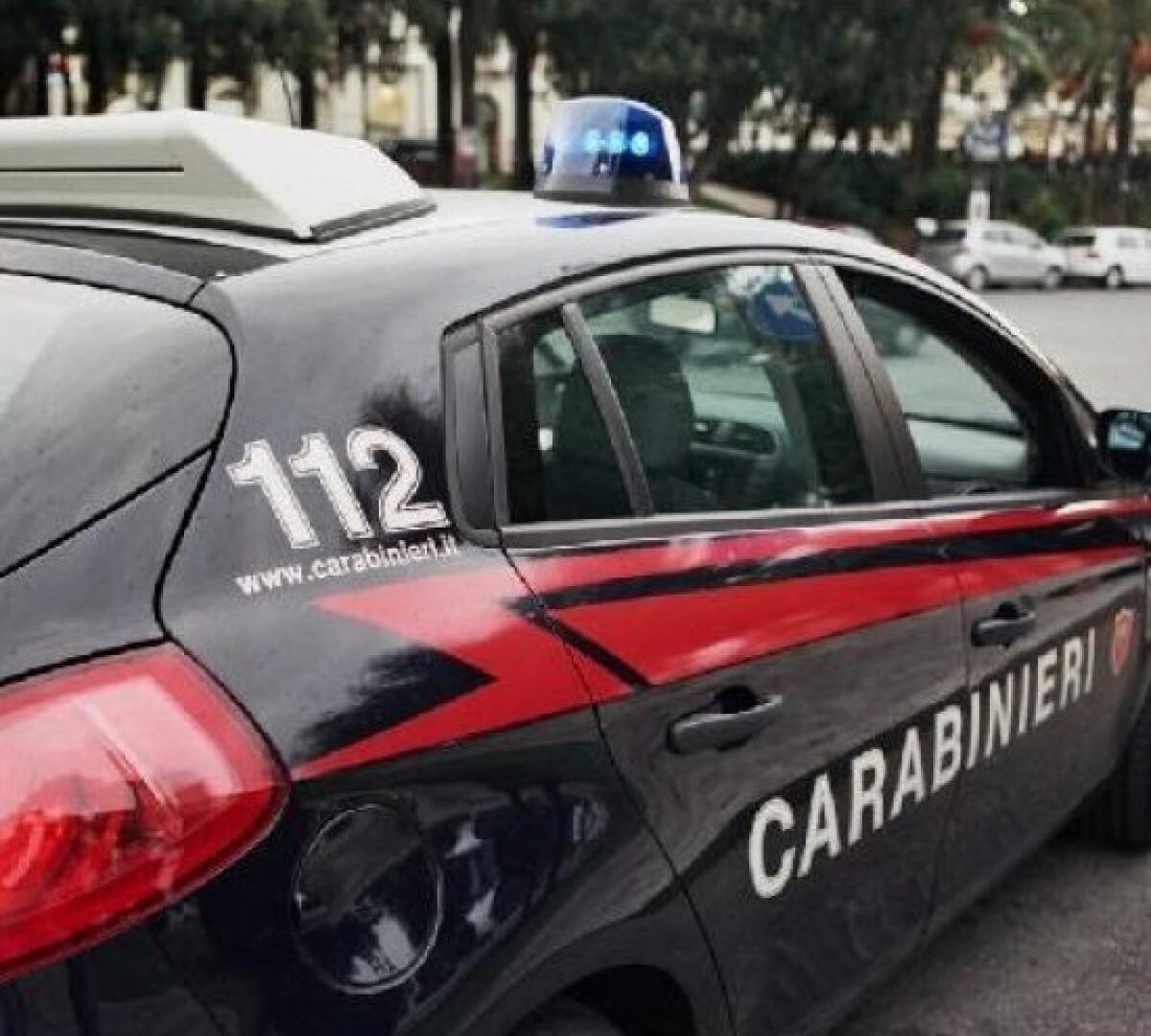 BIANCAVILLA: AGGREDISCE I CARABINIERI INTERVENUTI PER SEDARE LA LITE CON L’EX MARITO DELLA COMPAGNA - 
