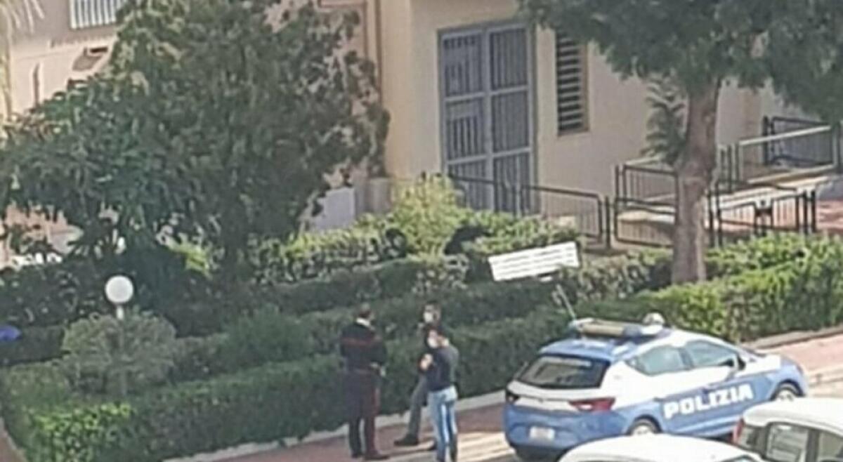 NEONATO GETTATO DA FINESTRA A TRAPANI, MADRE 17ENNE CONFESSA: “AVEVO PAURA DI DIRLO AI MIEI” - 