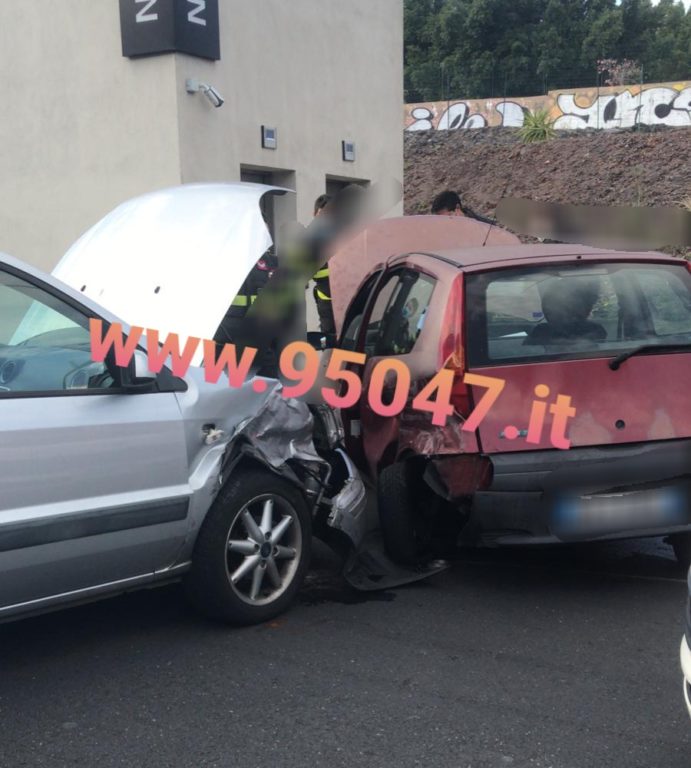 INCIDENTE SULLA CIRCONVALLAZIONE DI CATANIA,  TRAFFICO IN TILT