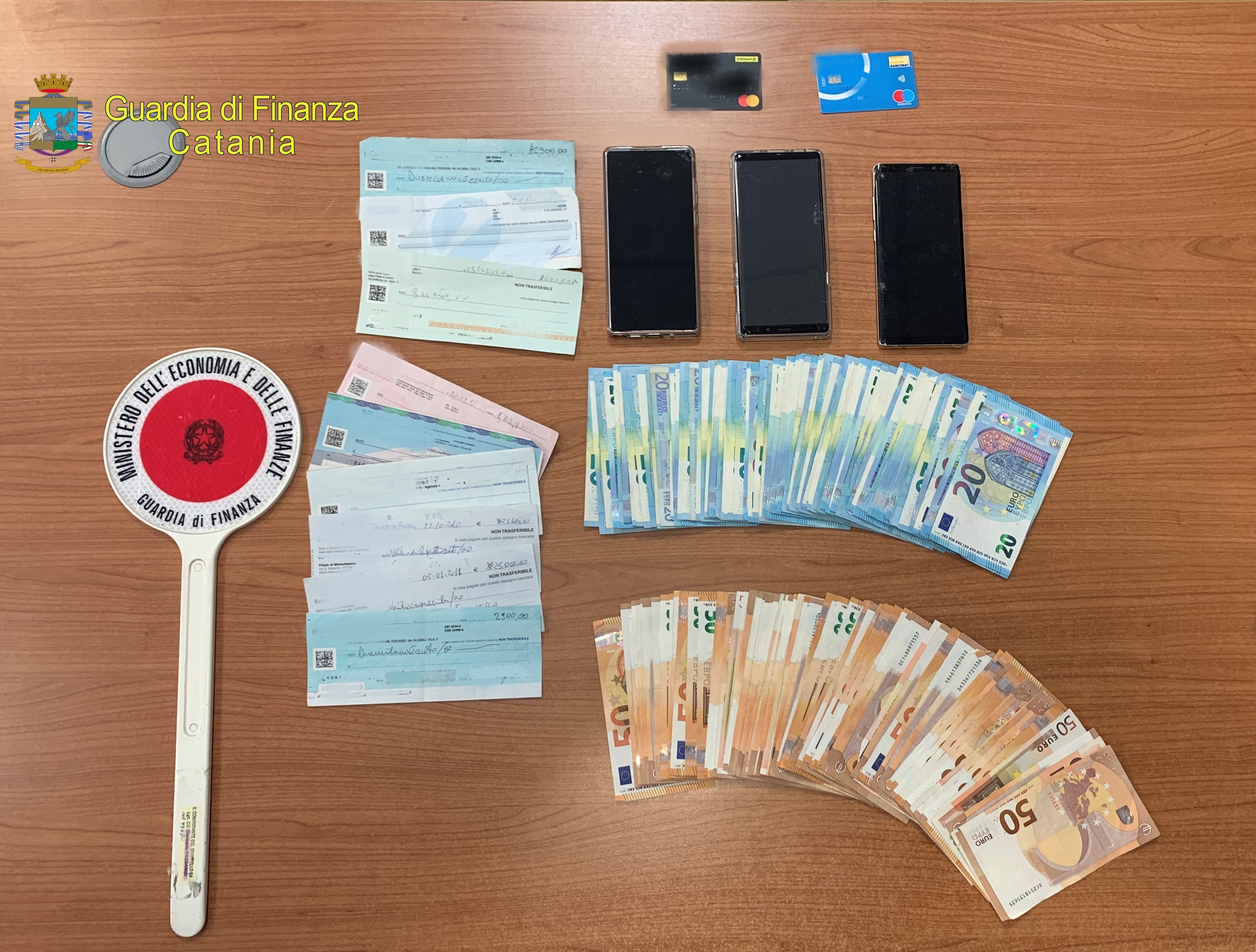 CATANIA,  PRESTAVA DENARO CON TASSI DEL 120% ALL’ANNO, ARRESTATO PER USURA