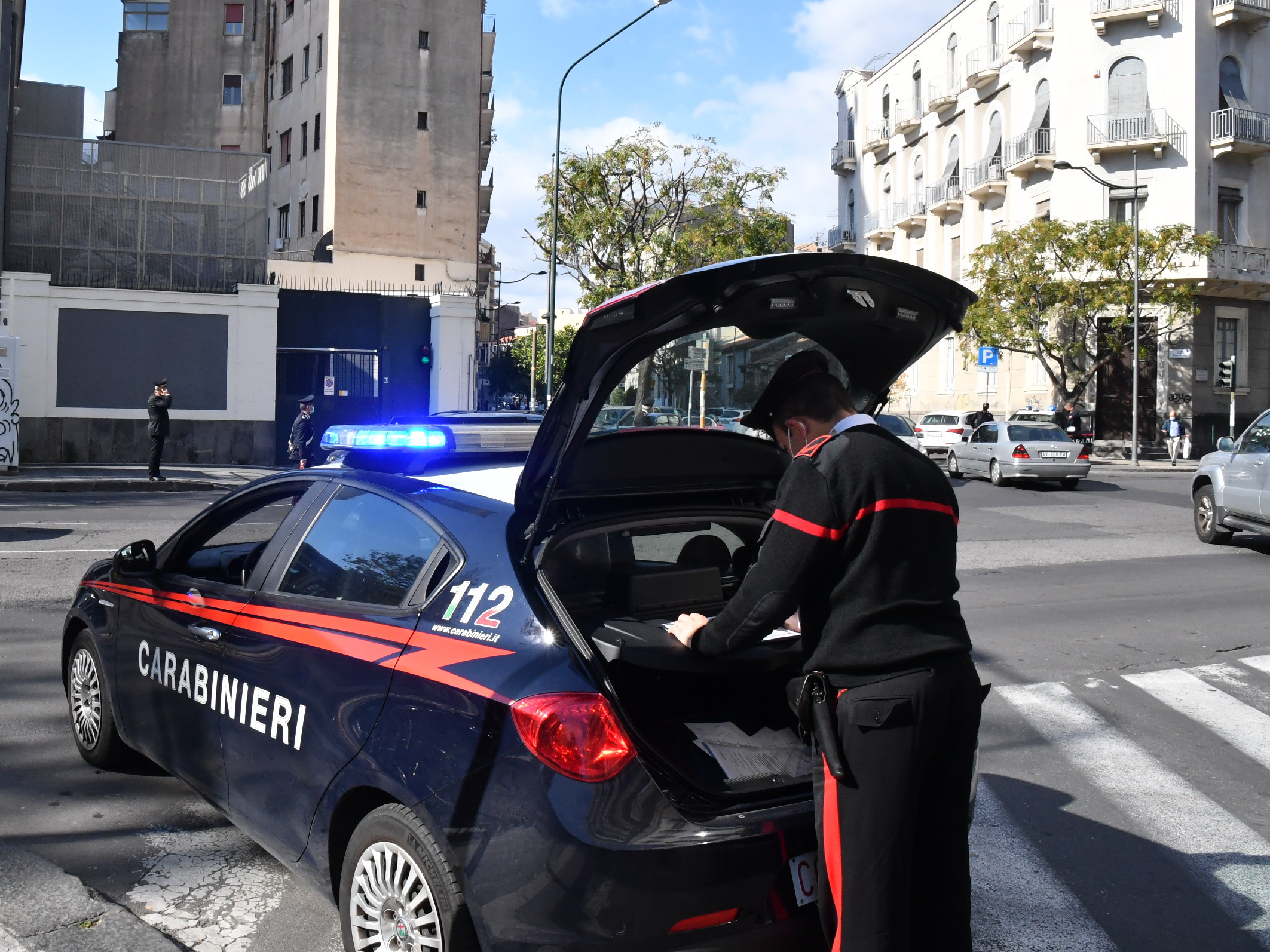 CONTROLLI ANTI COVID-19 A CATANIA E MISTERBIANCO, SANZIONI 6 PERSONE PER IL MANCATO UTILIZZO DELLE MASCHERINE
