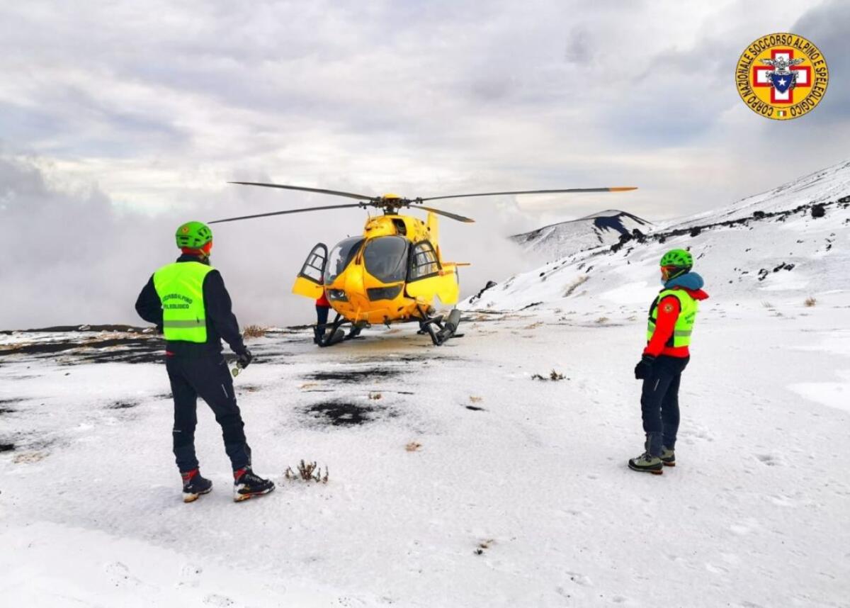 LINGUAGLOSSA, DUE SCIATORI SI FERISCONO GRAVEMENTE: INTERVENTO DEL SOCCORSO ALPINO DELLA GDF E DELL’ELISOCCORSO - 