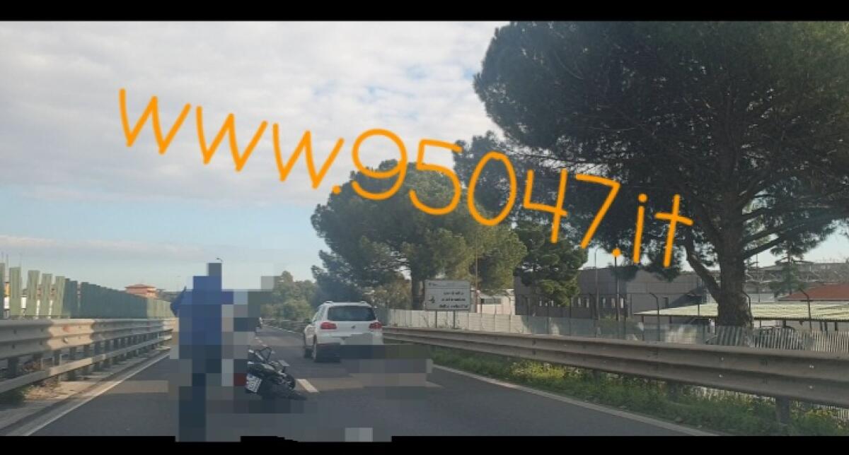 INCIDENTE SULLA SS121 NEI PRESSI SVINCOLO VALCORRENTE - 