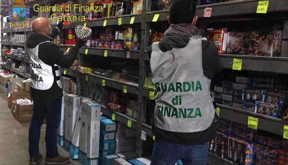 MAXI SEQUESTRO A MISTERBIANCO DI OLTRE UNA TONNELLATA DI FUOCHI D'ARTIFICIO POTENZIALMENTE PERICOLOSI - 