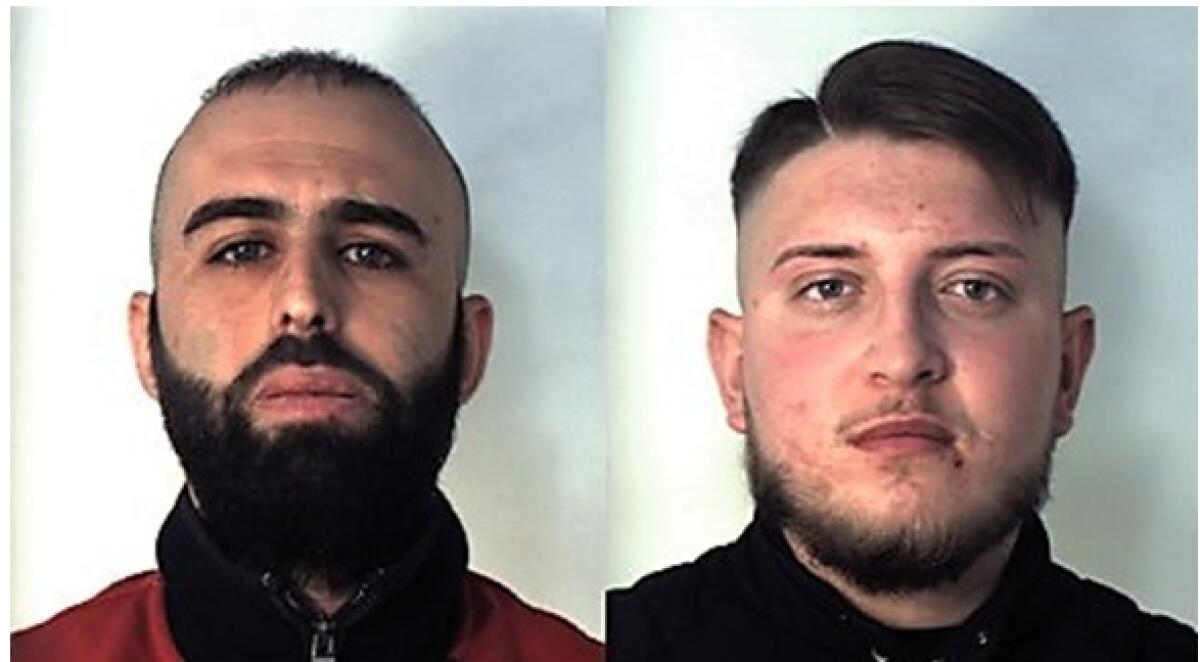 CATANIA. SPACCIAVANO  A DUE PASSI DAL TRIBUNALE: DUE I PUSHER IN MANETTE - 