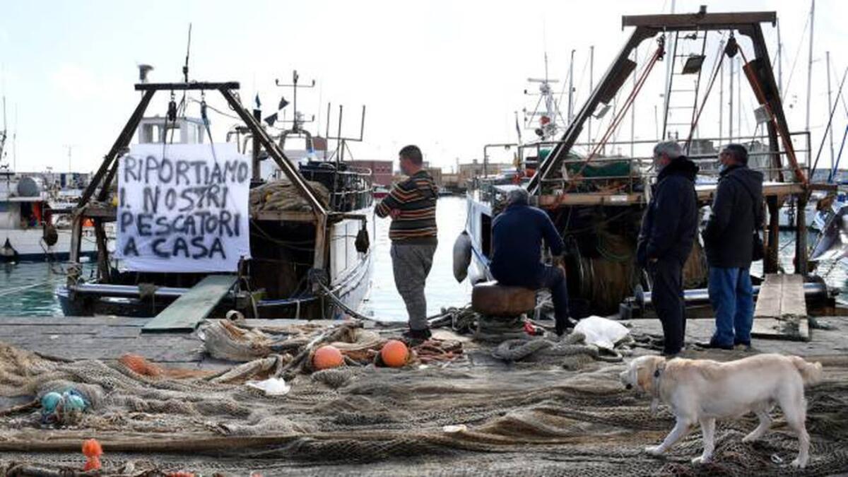 Liberati i pescatori siciliani ostaggio in Libia: Conte e Di Maio in volo per Bengasi - 