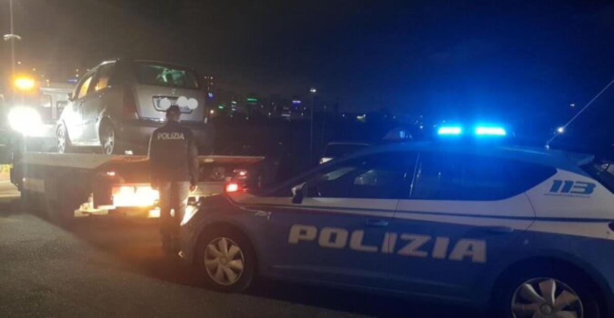 CATANIA: MARIJUANA DENTRO IL PACCO REGALO, I POLIZIOTTI NON CI CASCANO E LO ARRESTANO - 