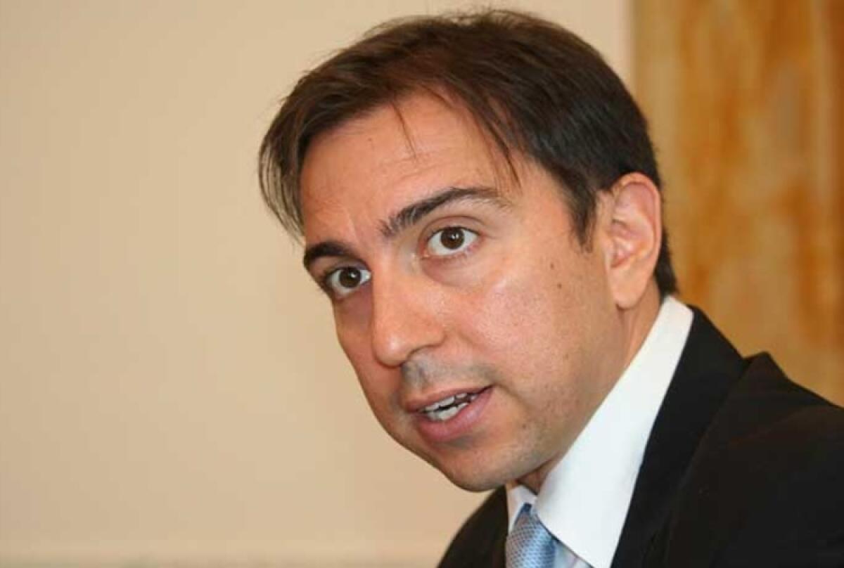 REGGIO CALABRIA. ARRESTATO CONSIGLIERE COMUNALE: PER LA PROCURA AVREBBE FATTO VOTARE ANCHE I MORTI - 