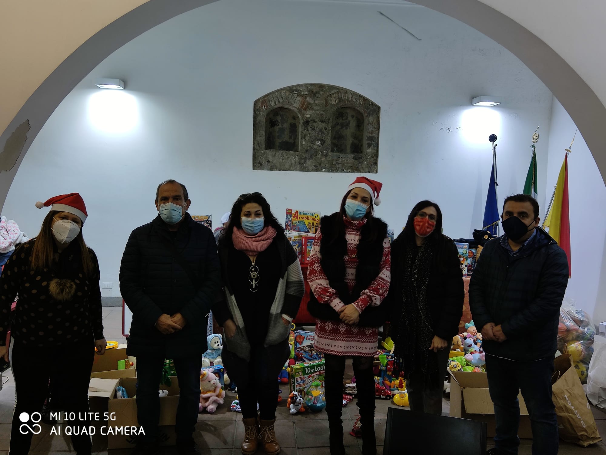 PATERNO': GRANDE SUCCESSO PER LA RACCOLTA GIOCATTOLI PER I BIMBI - LE FOTO