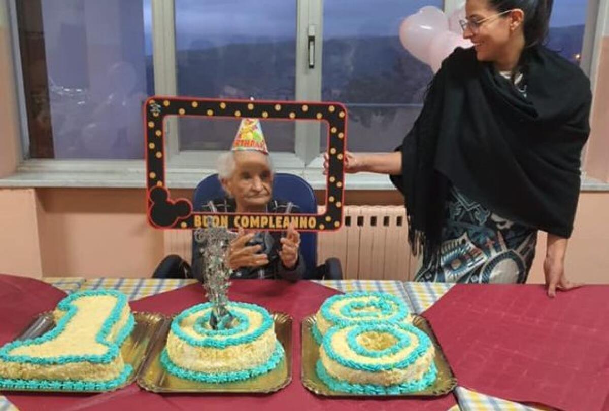 BRONTE, FESTA PER NONNA LUCIA: SOPRAVVISSUTA ALLA SPAGNOLA, SCONFIGGE IL COVID E COMPIE 108 ANNI - 