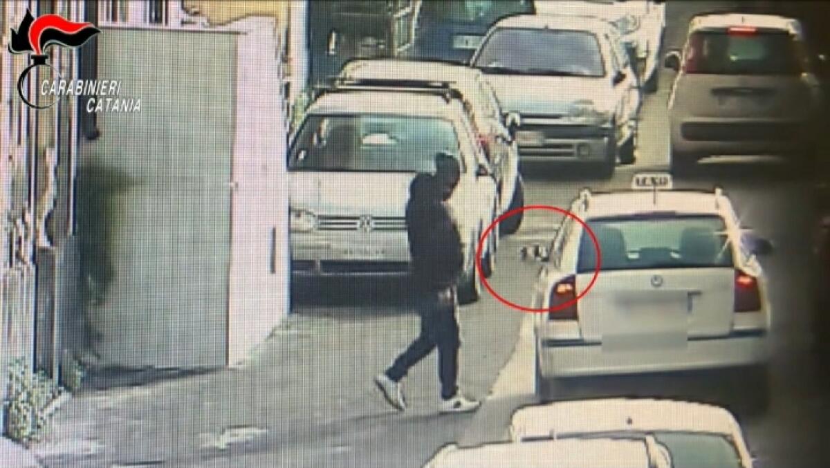 CATANIA, SMANTELLATA PIAZZA DI SPACCIO 17 ARRESTI,  10 PERCEPIVONO  IL REDDITO DI CITTADINANZA - 